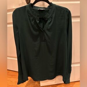 Calvin Klein Long Sleeve Dark Green. Sz Lg. NWOT Blouse.